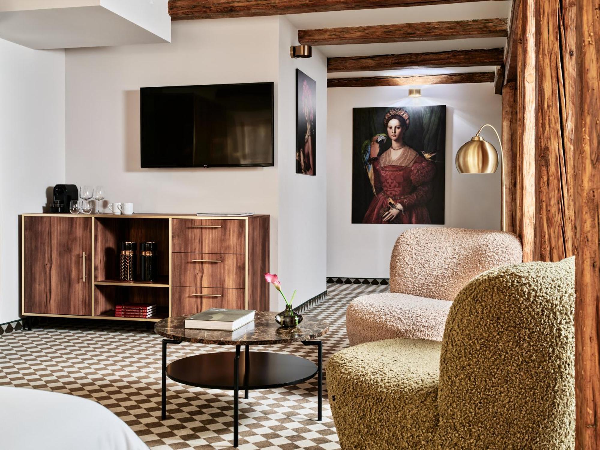 Hotel Pietryna Лодз Екстериор снимка