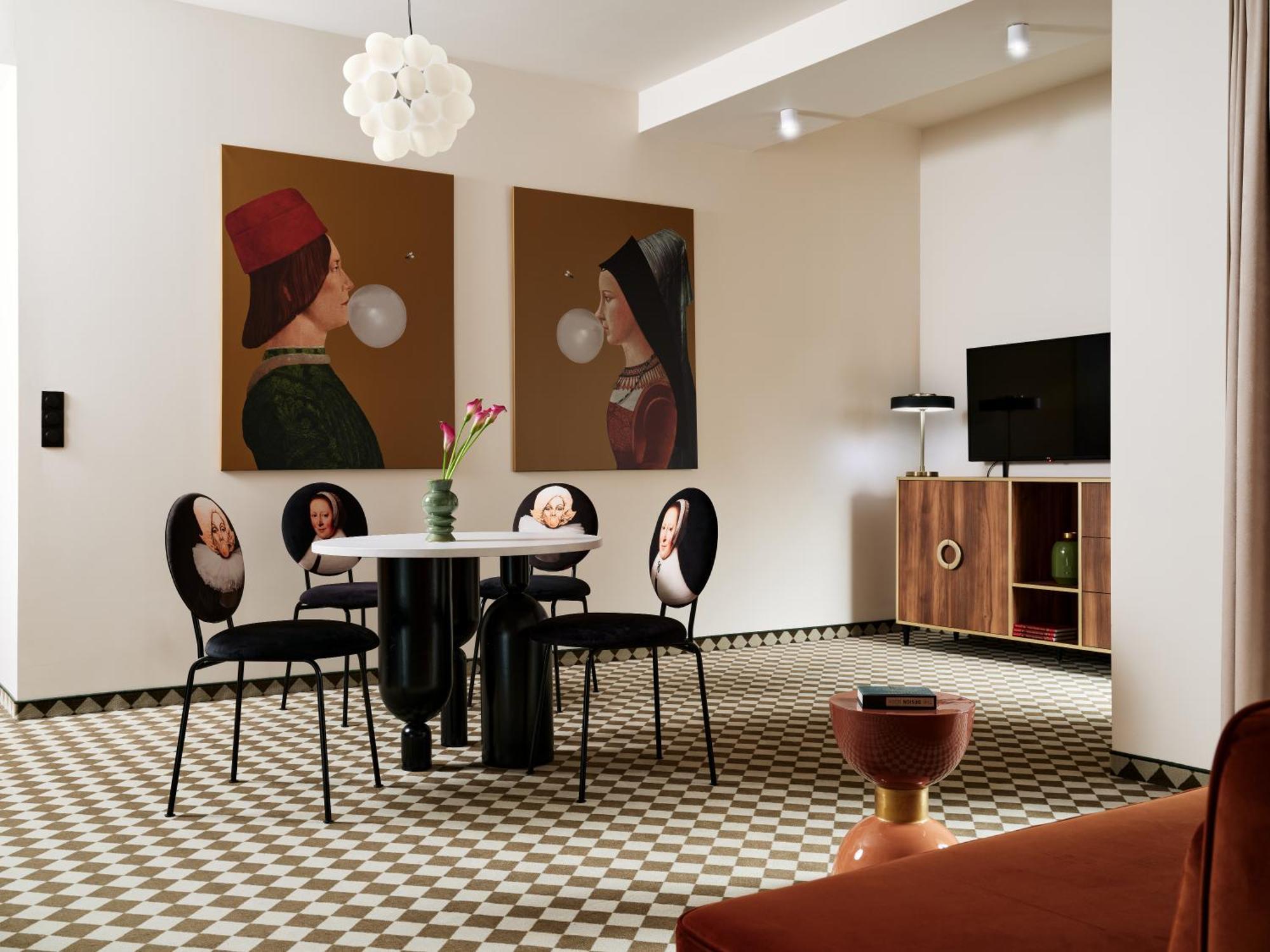 Hotel Pietryna Лодз Екстериор снимка