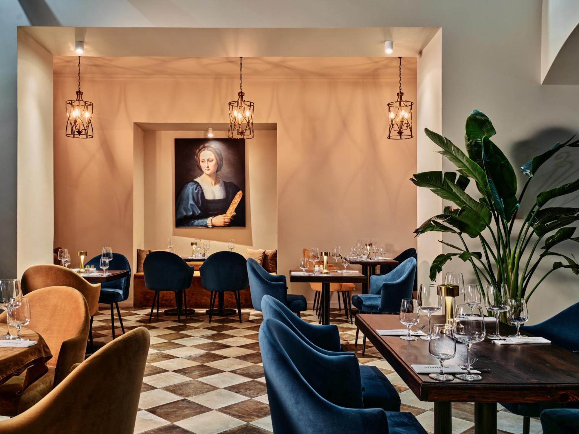 Hotel Pietryna Лодз Екстериор снимка