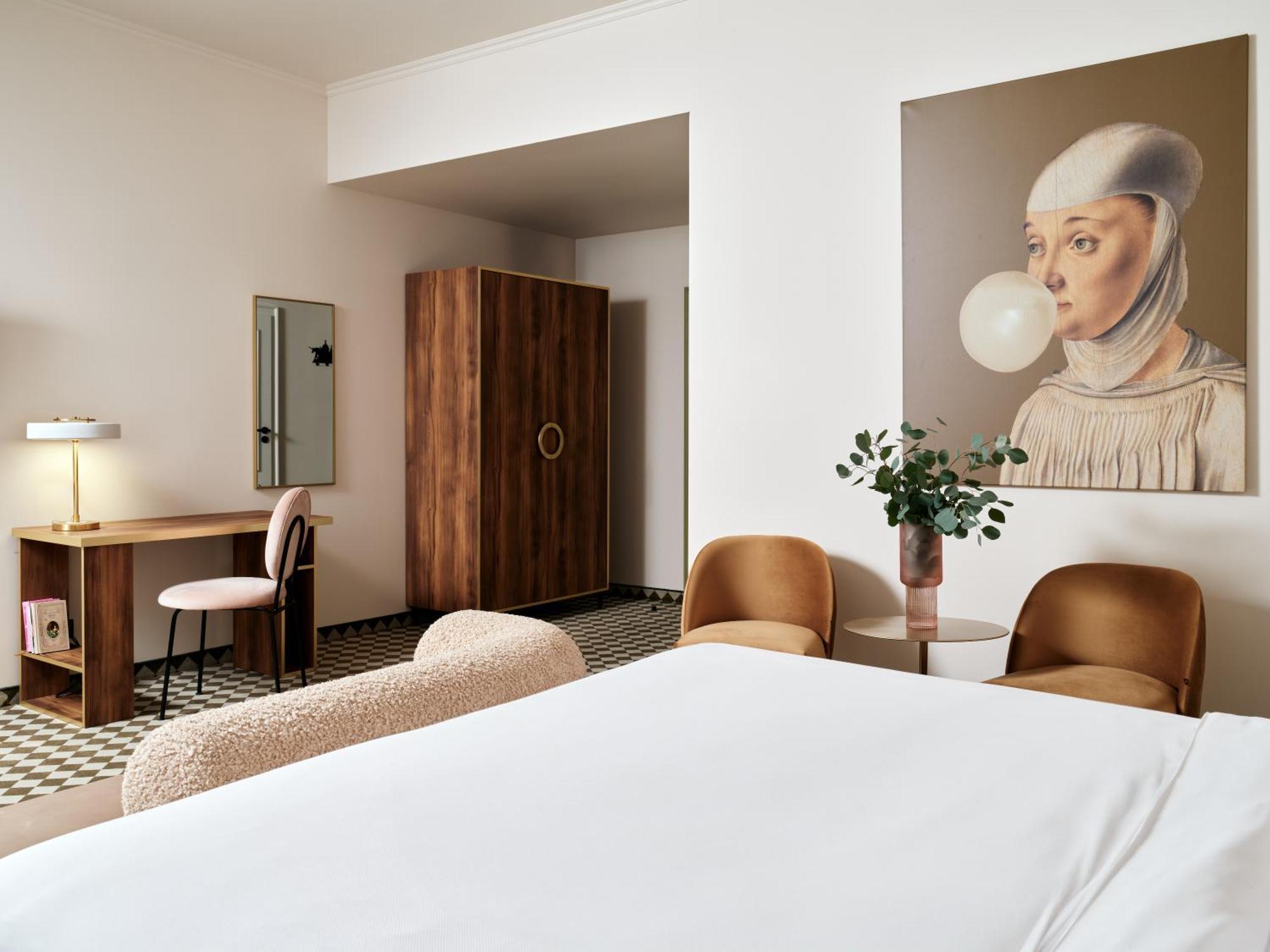 Hotel Pietryna Лодз Екстериор снимка