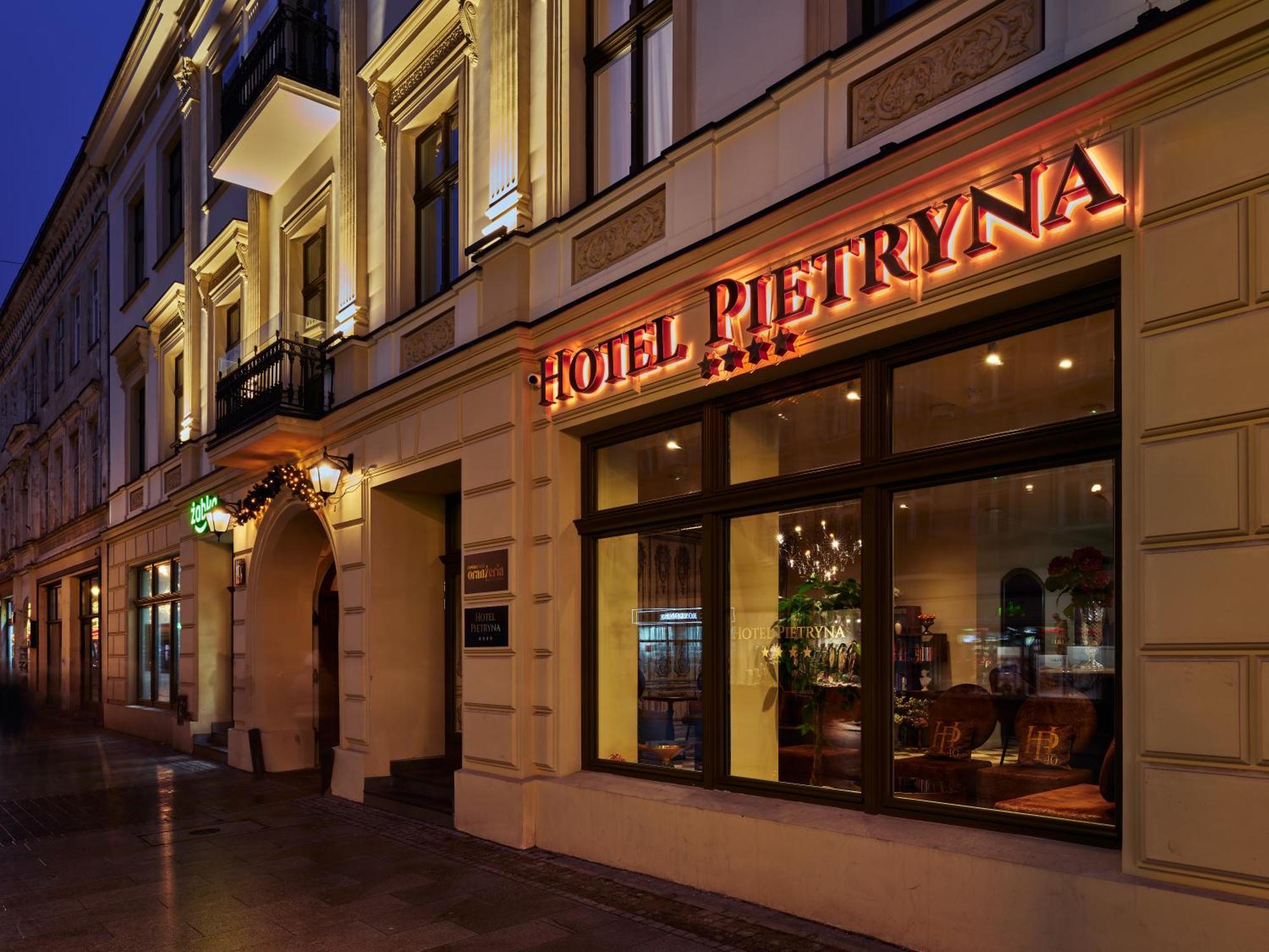 Hotel Pietryna Лодз Екстериор снимка